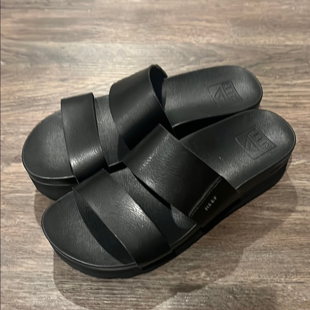 Reef vista sandals